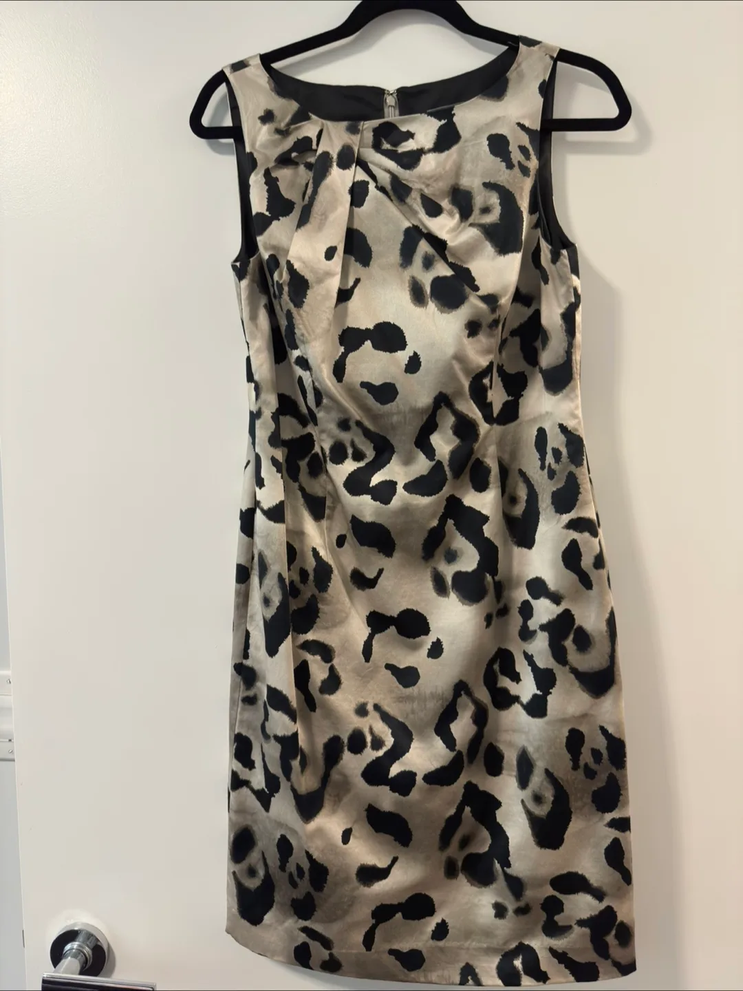 Vince Leopard Print Dress Size 4 thumbnail