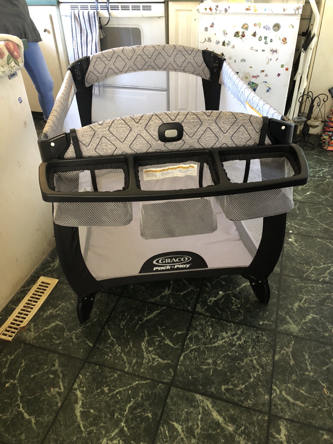 Graco Pack 'n Play Playard - photo 4