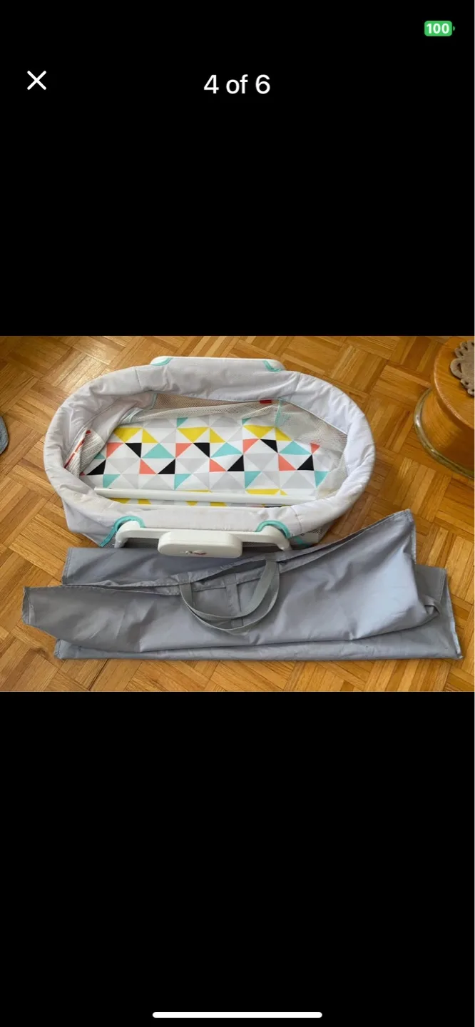 Portable Bassinet - Geometric Print image indicator(4)
