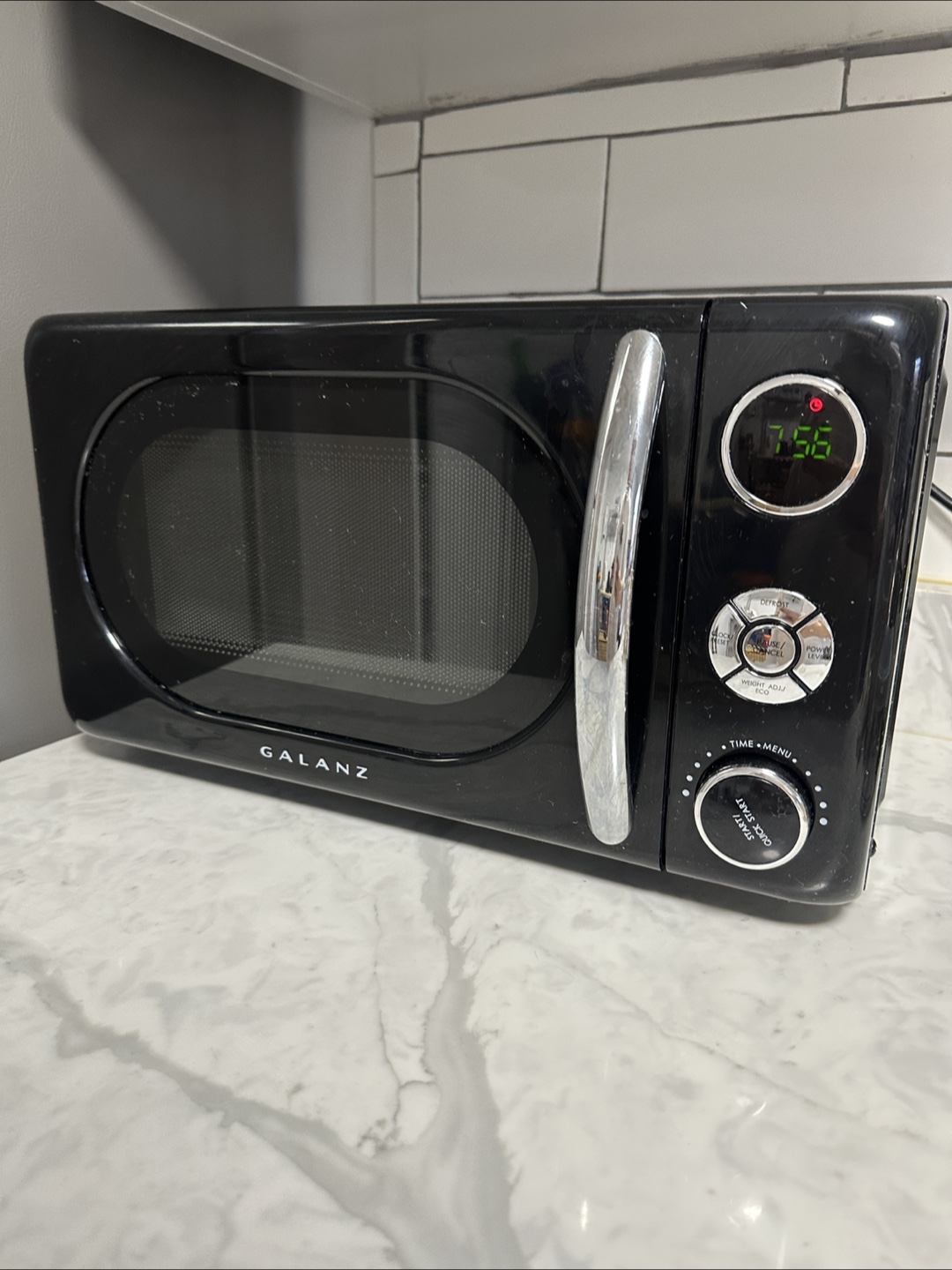 Galanz Retro Microwave - Black - photo 2