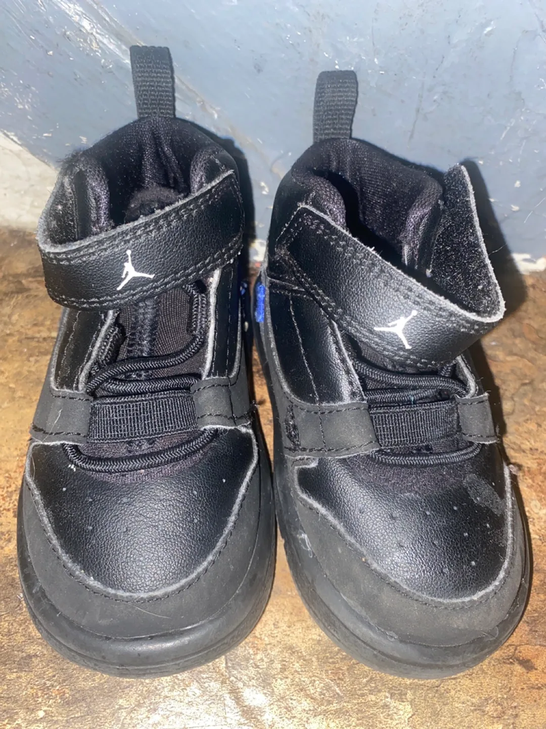 Infant Jordan Shoes Size 6 💚 image indicator(2)