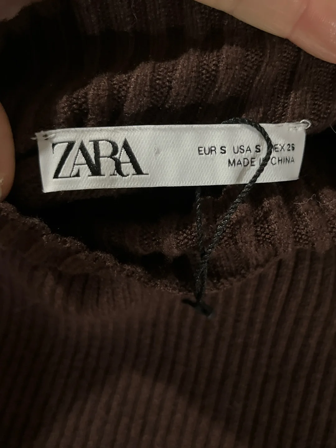 Zara Brown Ribbed Knit Sleeveless Turtleneck Top - Size Small image indicator(2)