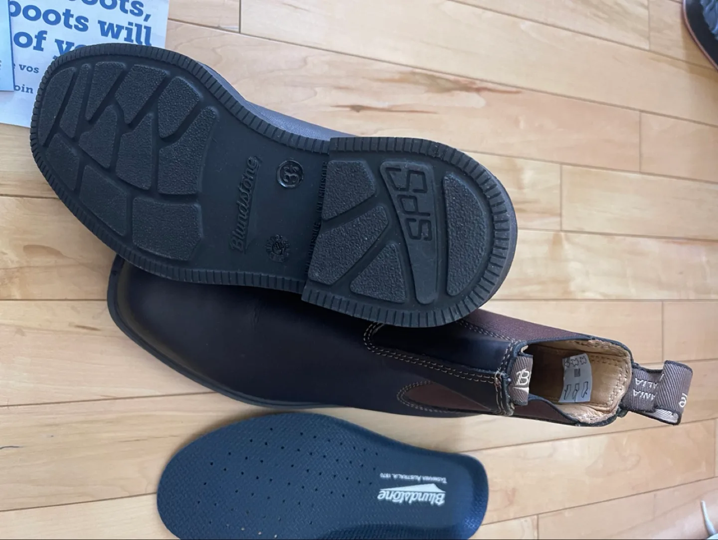 Bran new Blundstone boots image indicator(2)