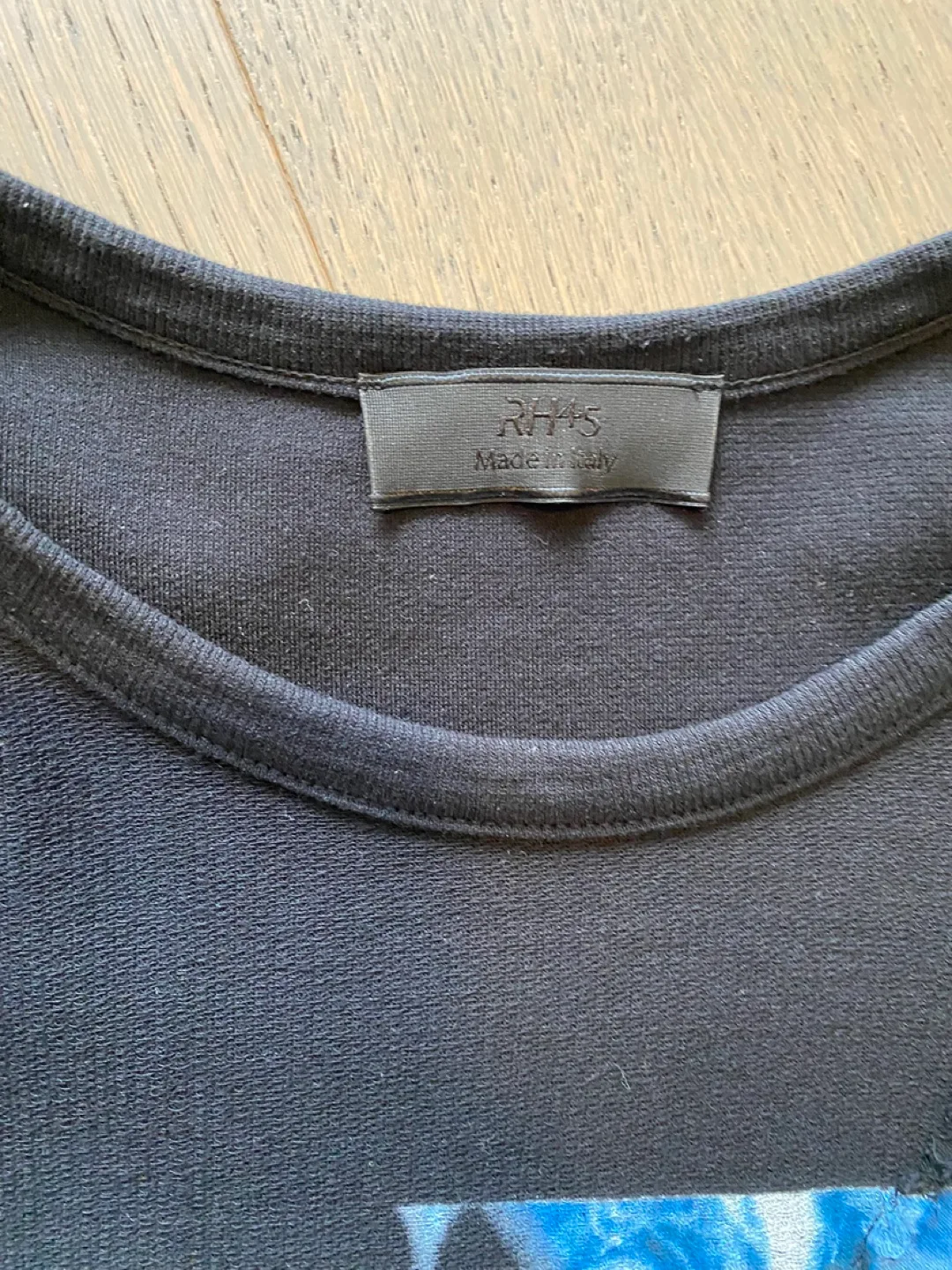 RH45 Distressed Graphic T-Shirt image indicator(3)