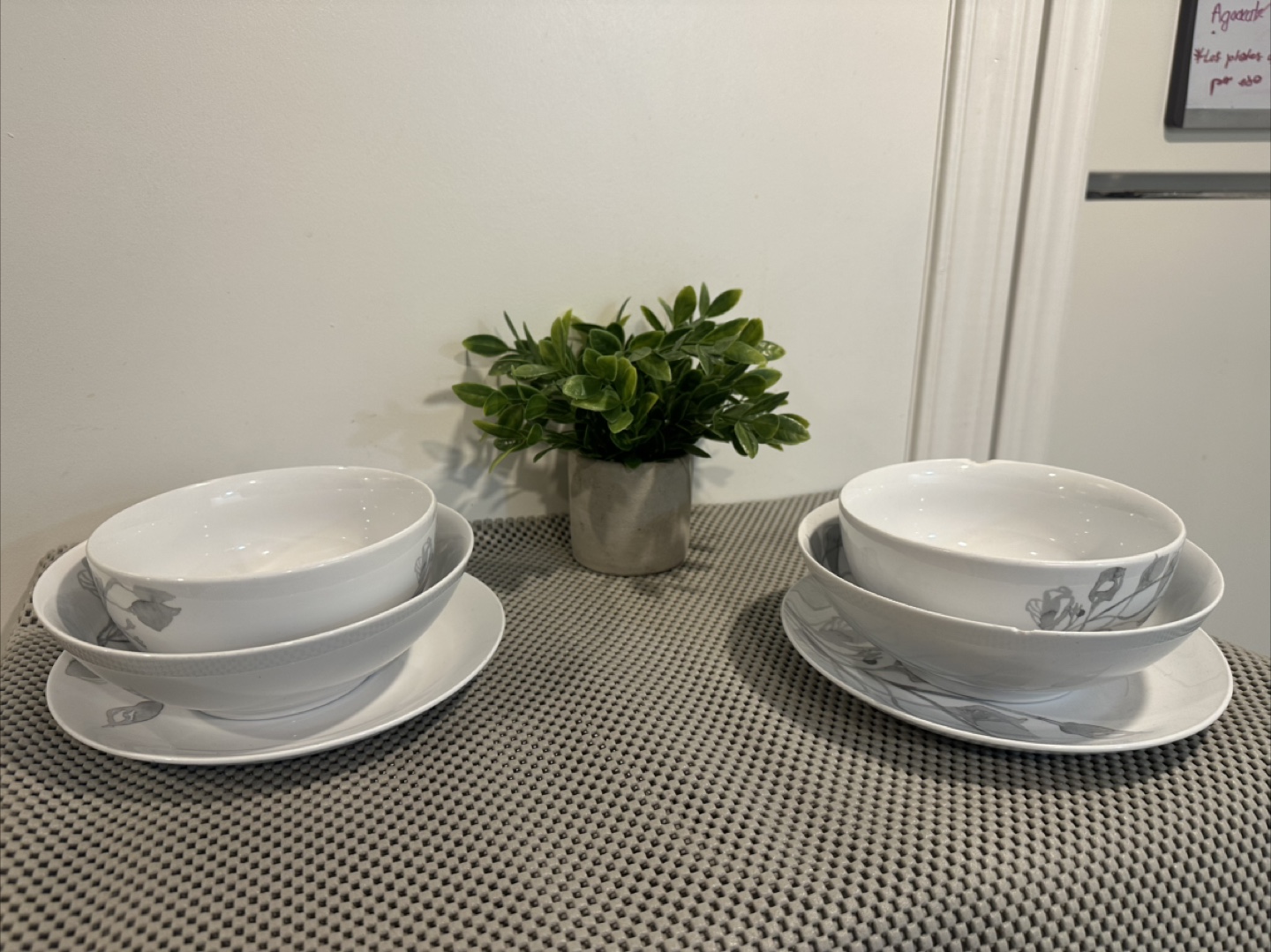 Set of 6 Bowls and Plates