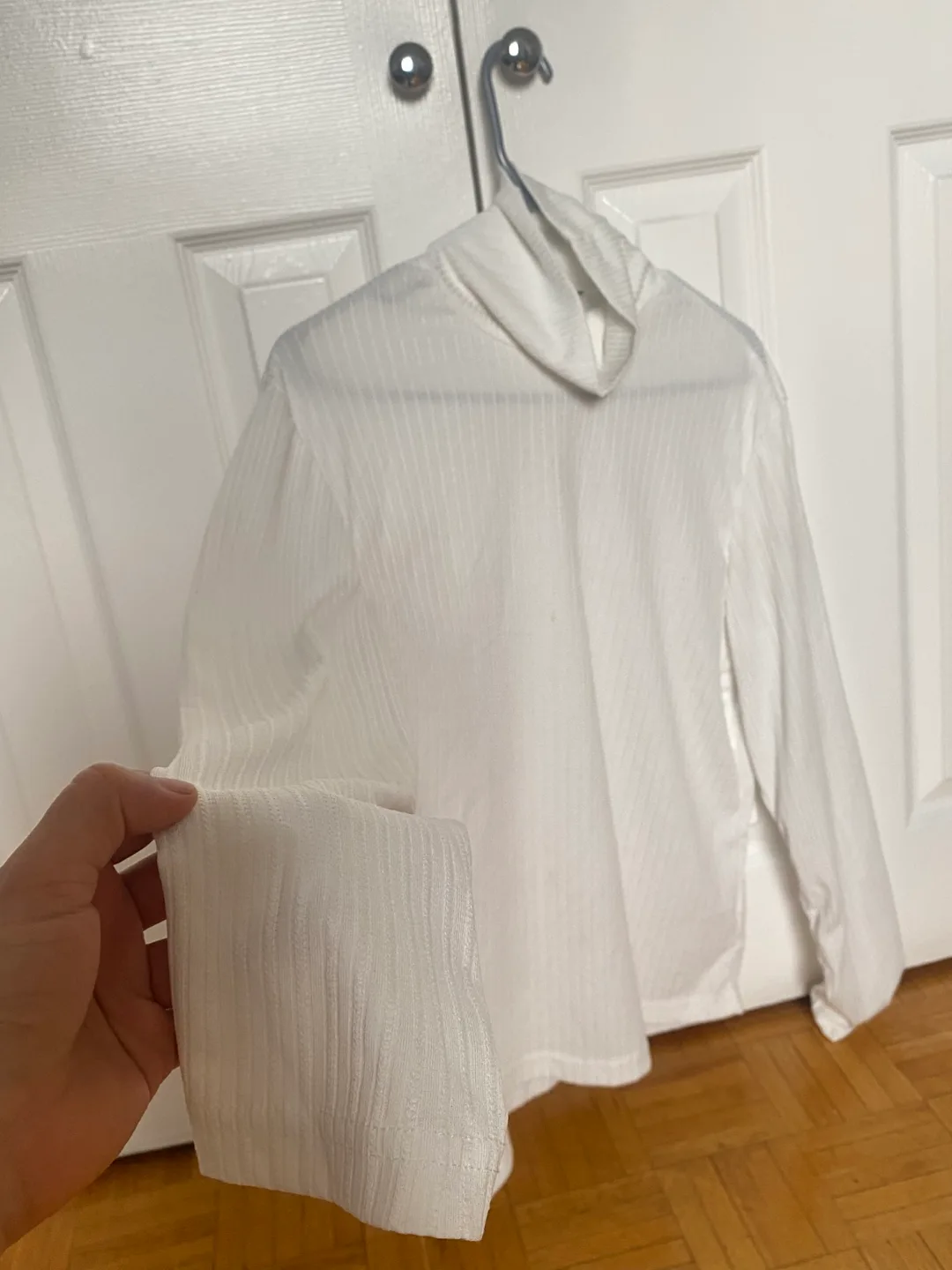 Men White Mock Neck Ribbed Long Sleeve Top image indicator(3)