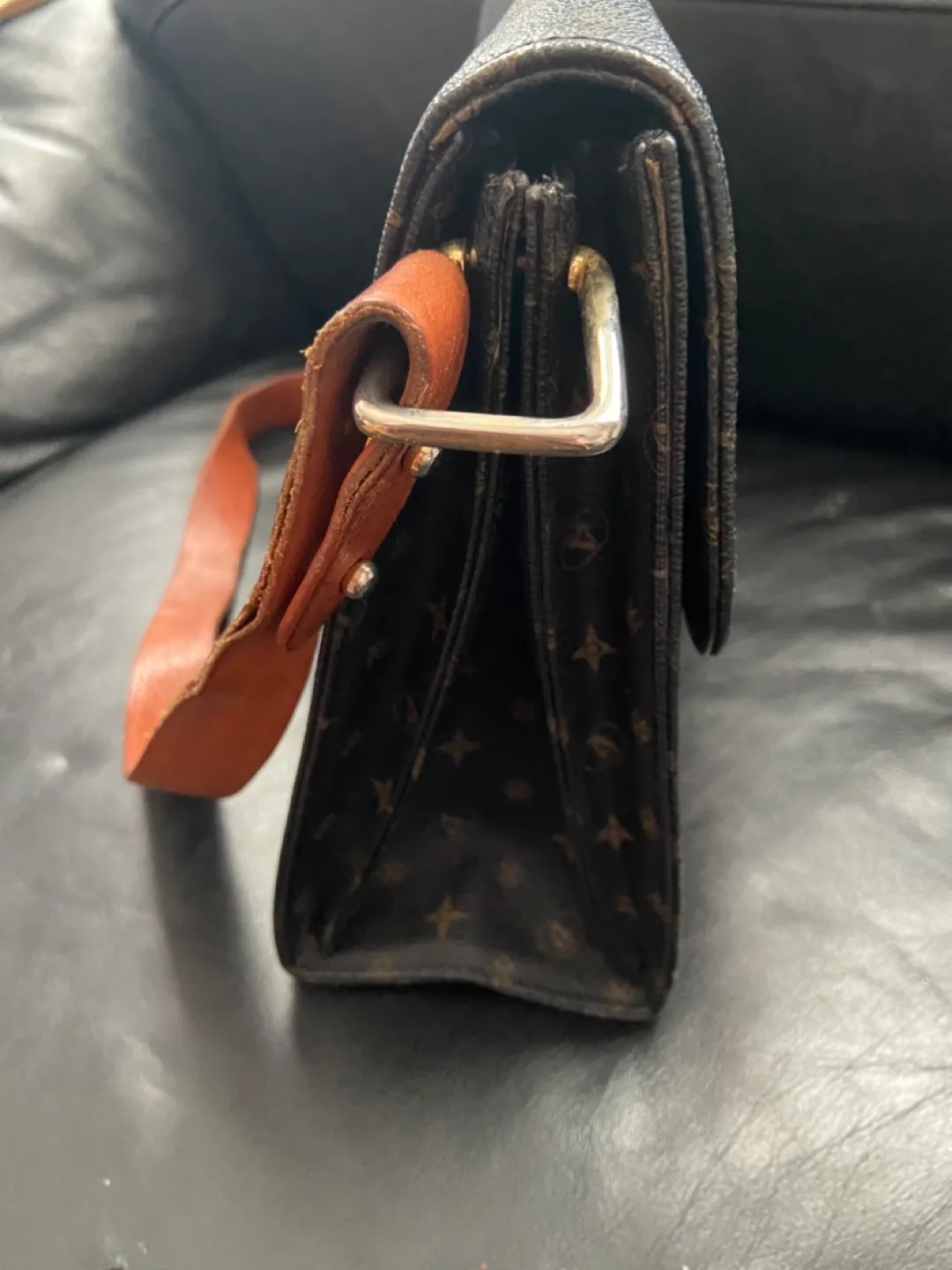 Valleverde Shoulder Bag image indicator(3)