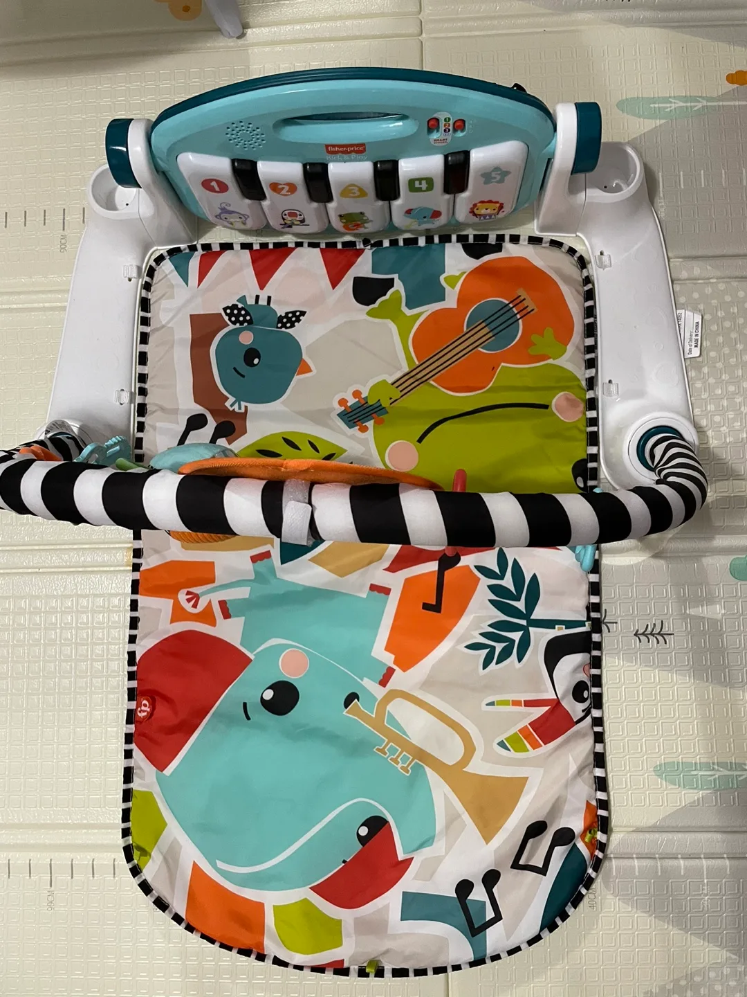 Fisher-Price Kick & Play Piano Gym thumbnail