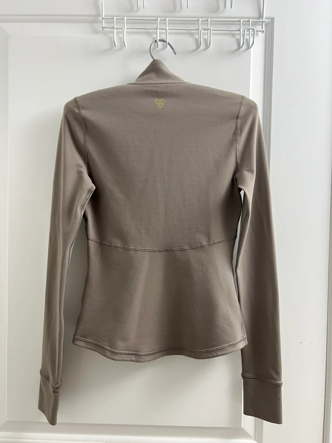 Aritzia LIFE Relay Zip-Up Mockneck Jacket image indicator(4)