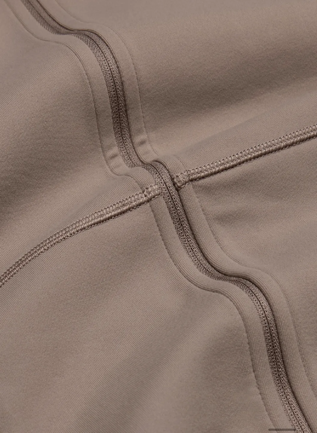 Aritzia LIFE Relay Zip-Up Mockneck Jacket image indicator(6)