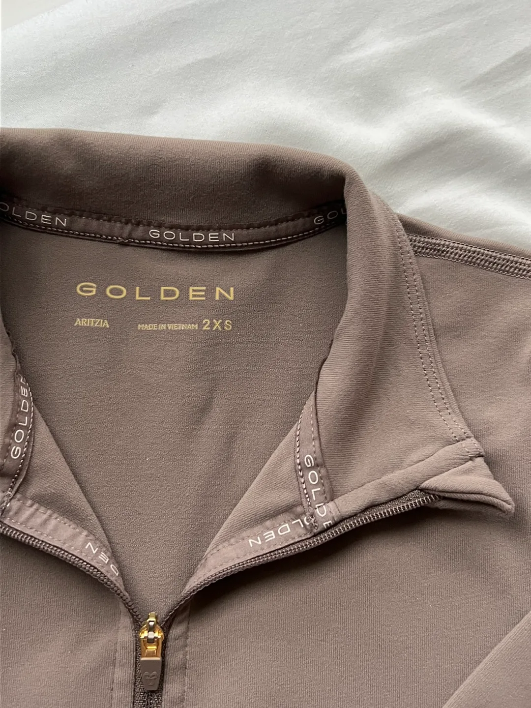 Aritzia LIFE Relay Zip-Up Mockneck Jacket image indicator(2)