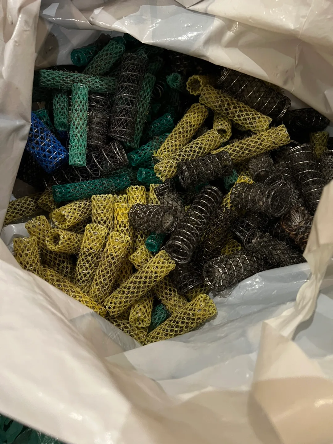 Bulk Lot of Hair Rollers image indicator(2)