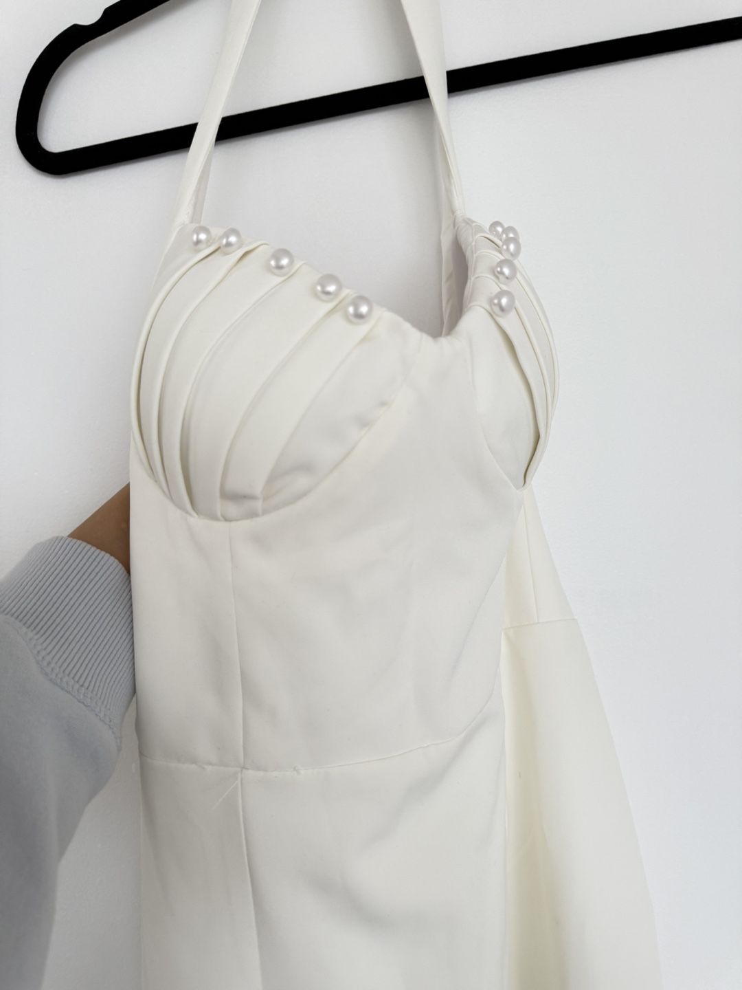 🛍️NEW White Pearl Detail Halter Midi Dress - photo 5