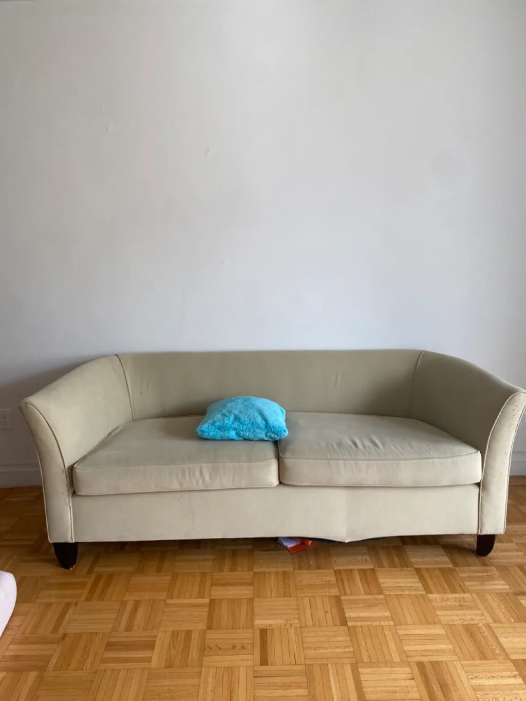 Couch thumbnail