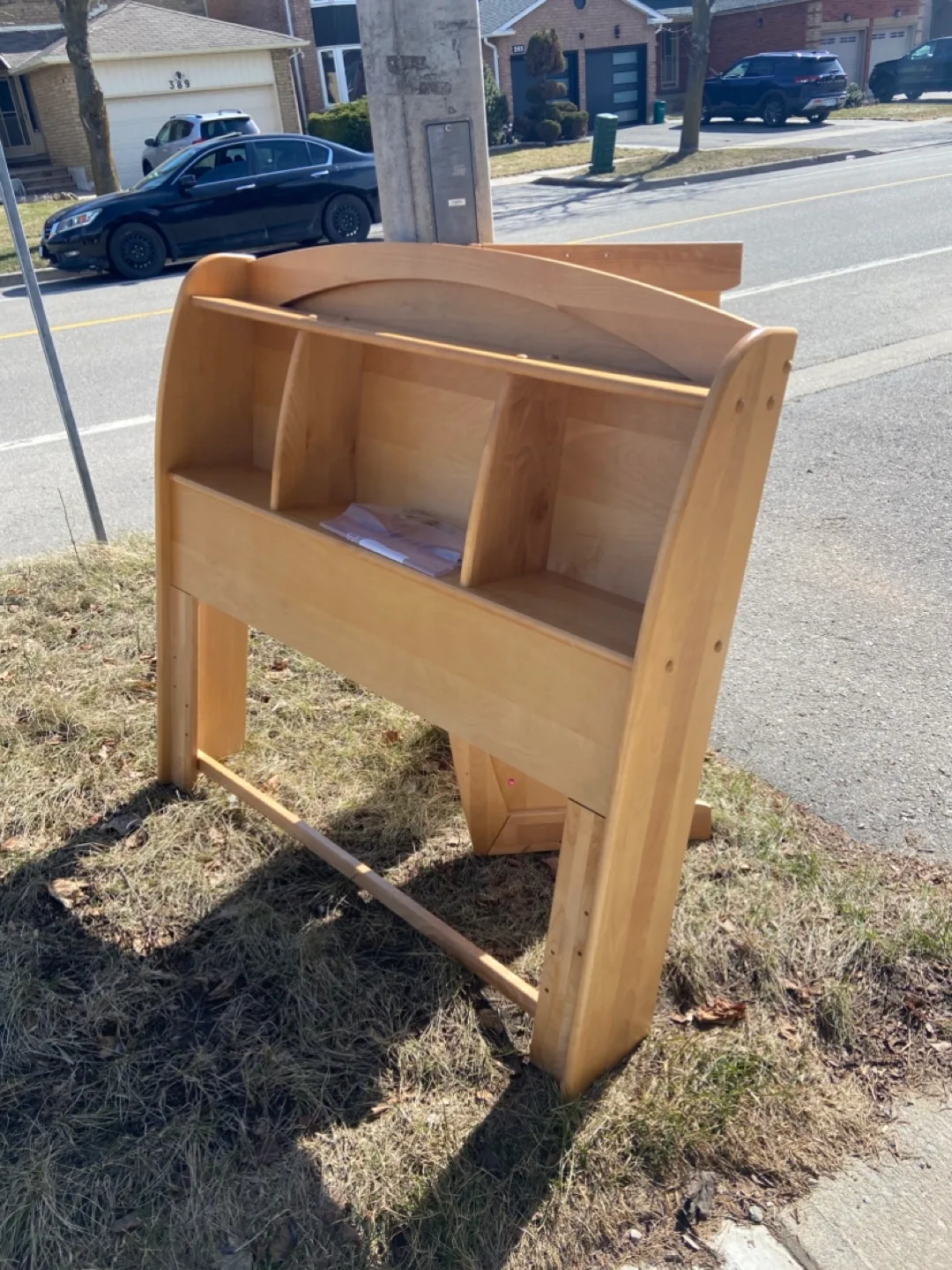 Twin Wooden Headboard with Built-in Shelving image indicator(2)