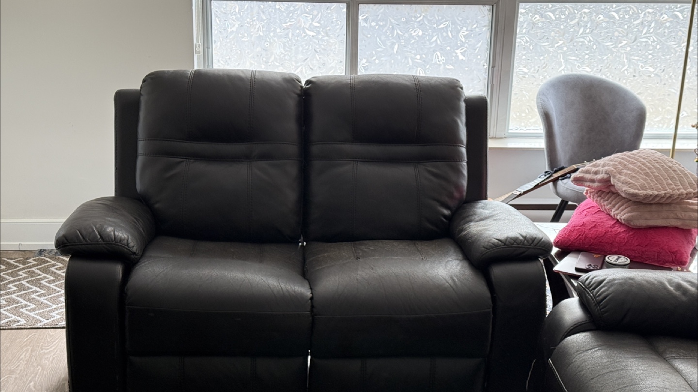 3 Reclining Leather Couch Set - Sofa, Loveseat, and Chair - photo 5