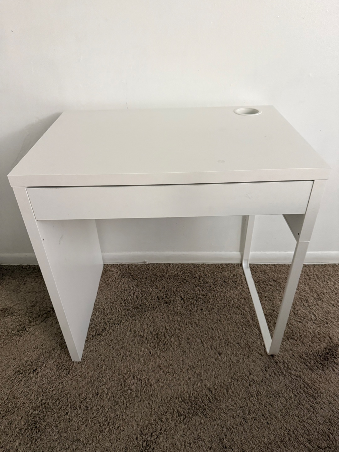 White Desk with Drawer - photo 2