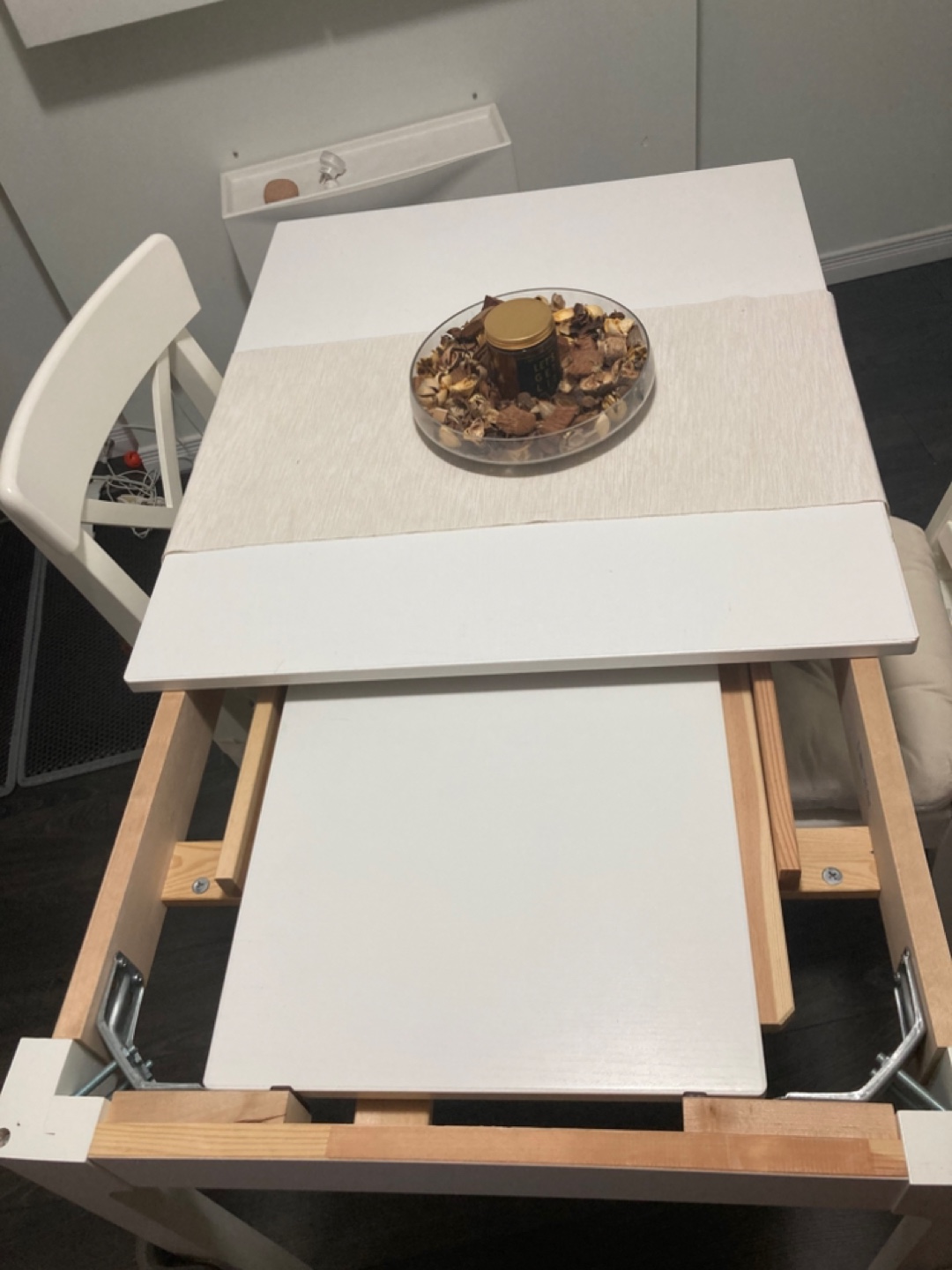 Extendable Dining Table with Two Chairs - photo 3