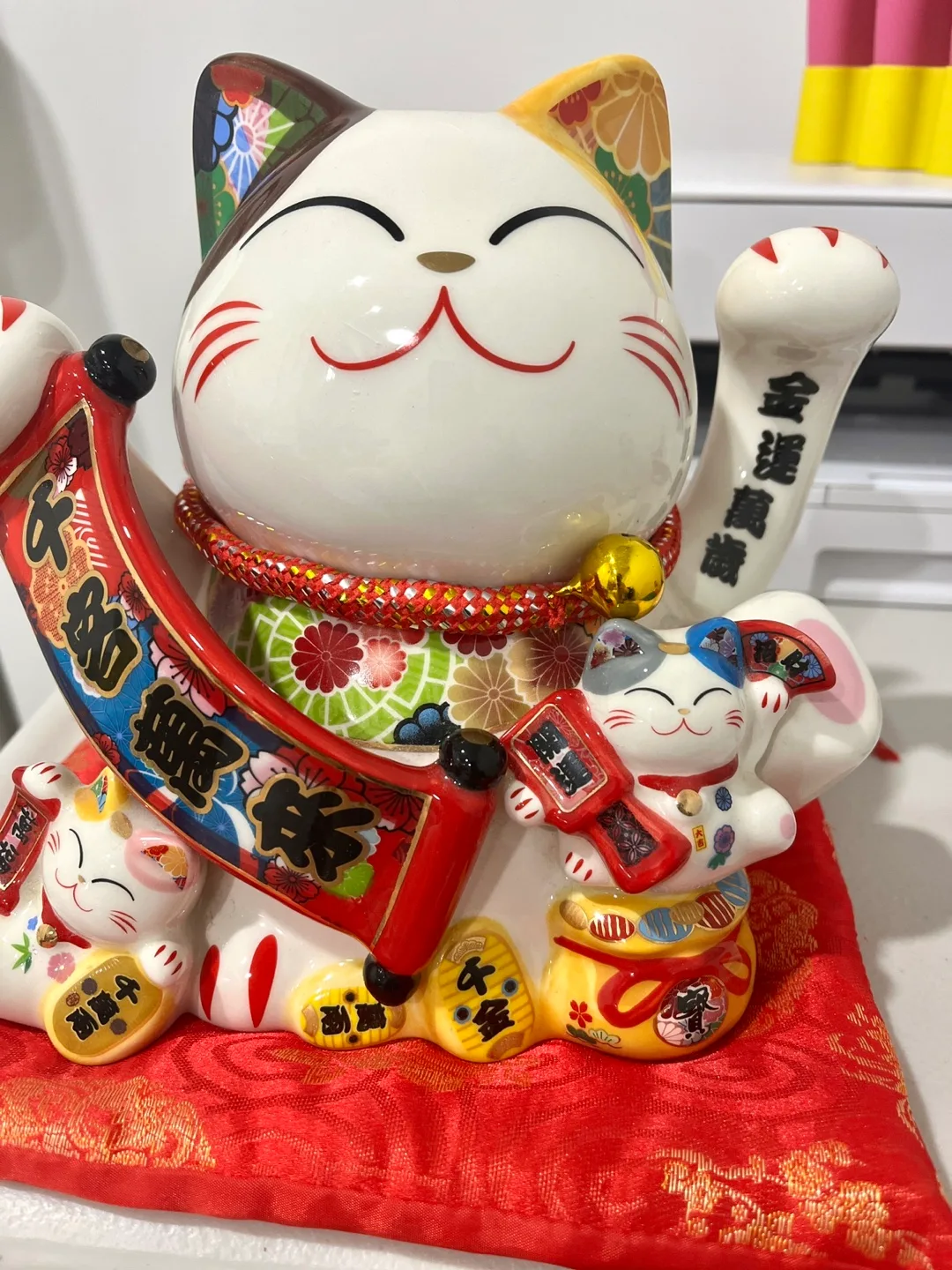 Maneki-neko Lucky Cat Piggy Bank thumbnail