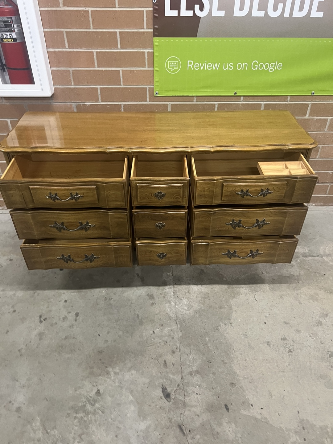 Vintage French Provincial Style Dresser - photo 2