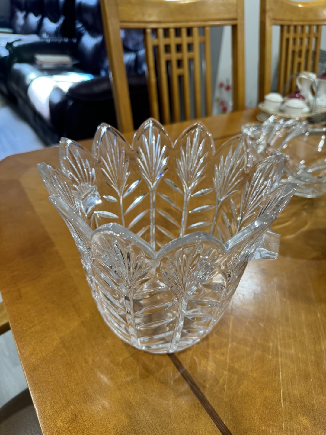 Crystal Bowl, Elegant Design, Large Size - photo 2
