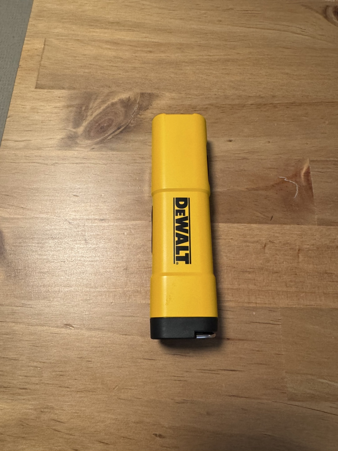 DEWALT DCL083 Rechargeable Flashlight