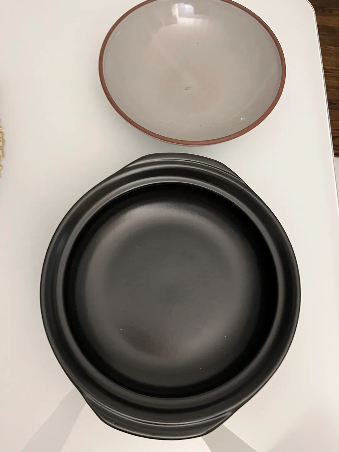 Grey and Black Ceramic Pot with Lid image indicator(2)