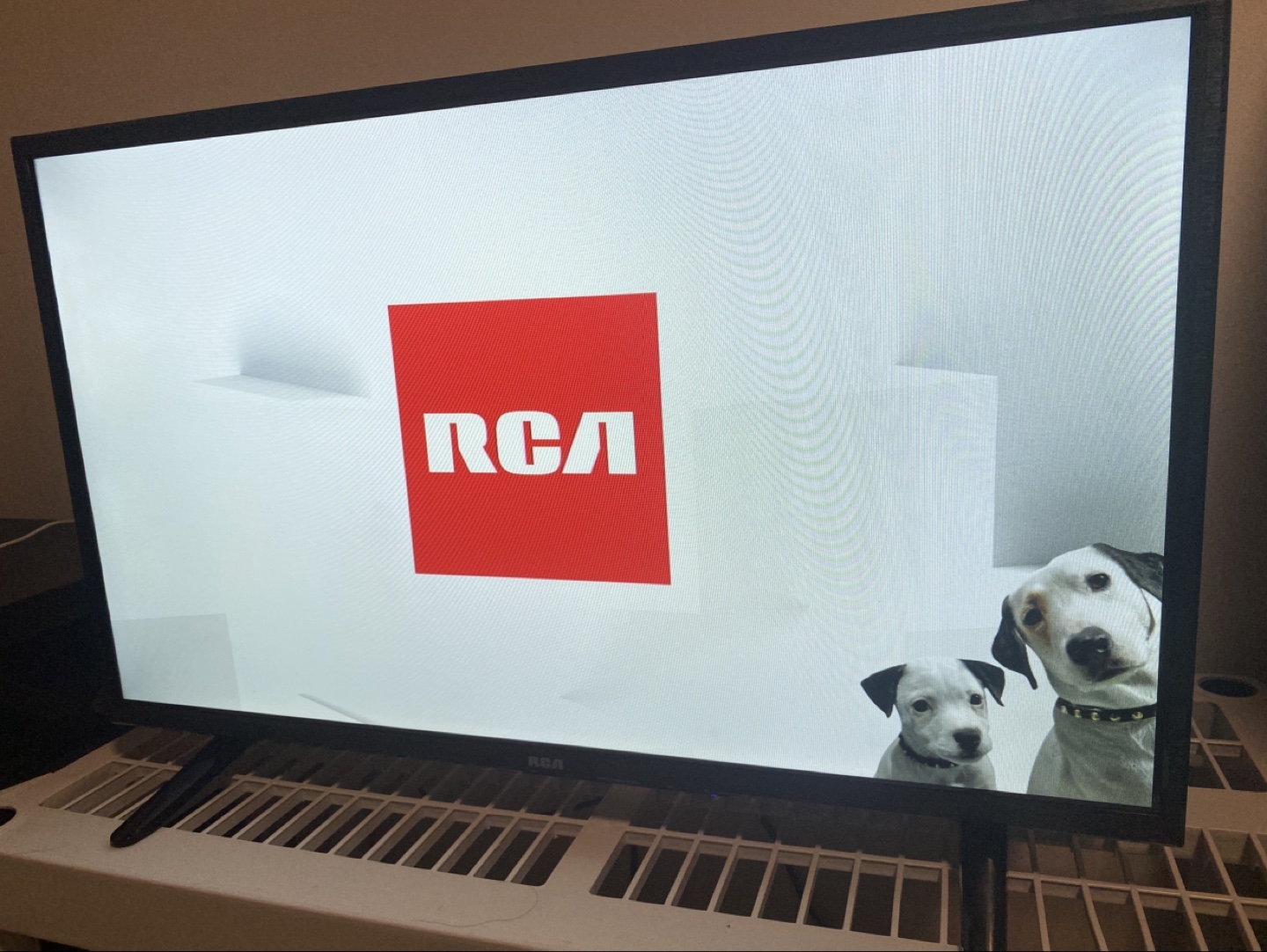 RCA 32" LED TV
