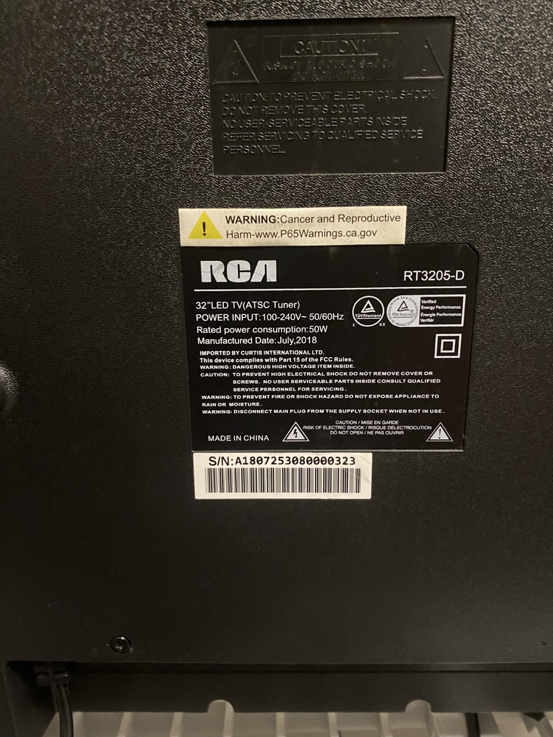 RCA 32" LED TV - photo 2
