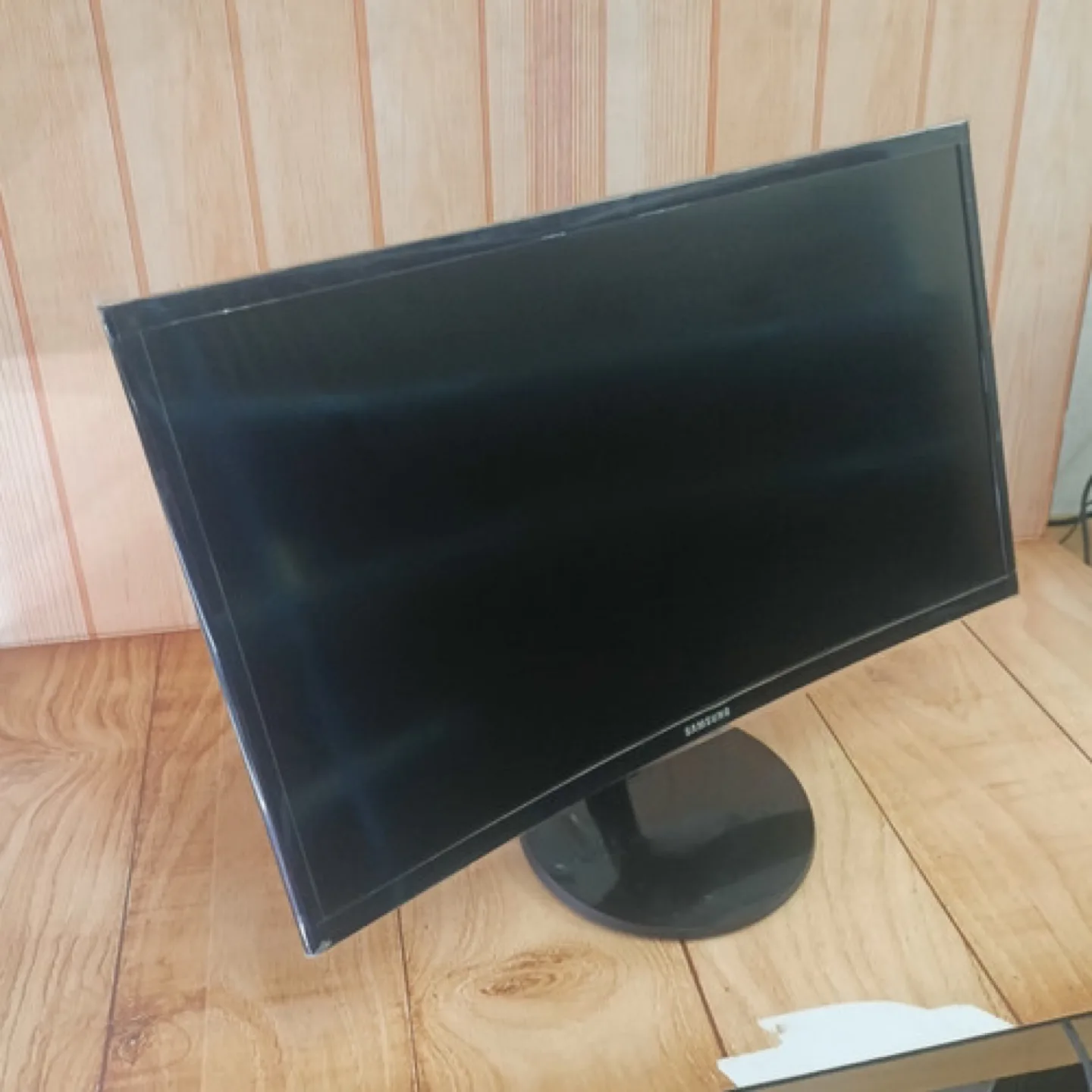 Samsung Computer Monitor - 24 Inch thumbnail