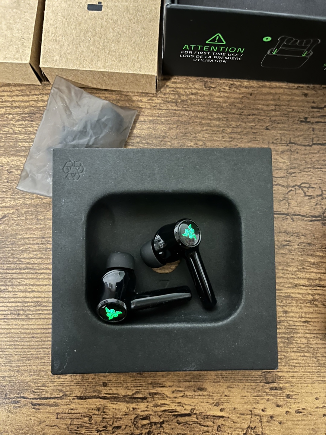 Razer Hammerhead Pro Hyperspeed True Wireless Earbuds - photo 4