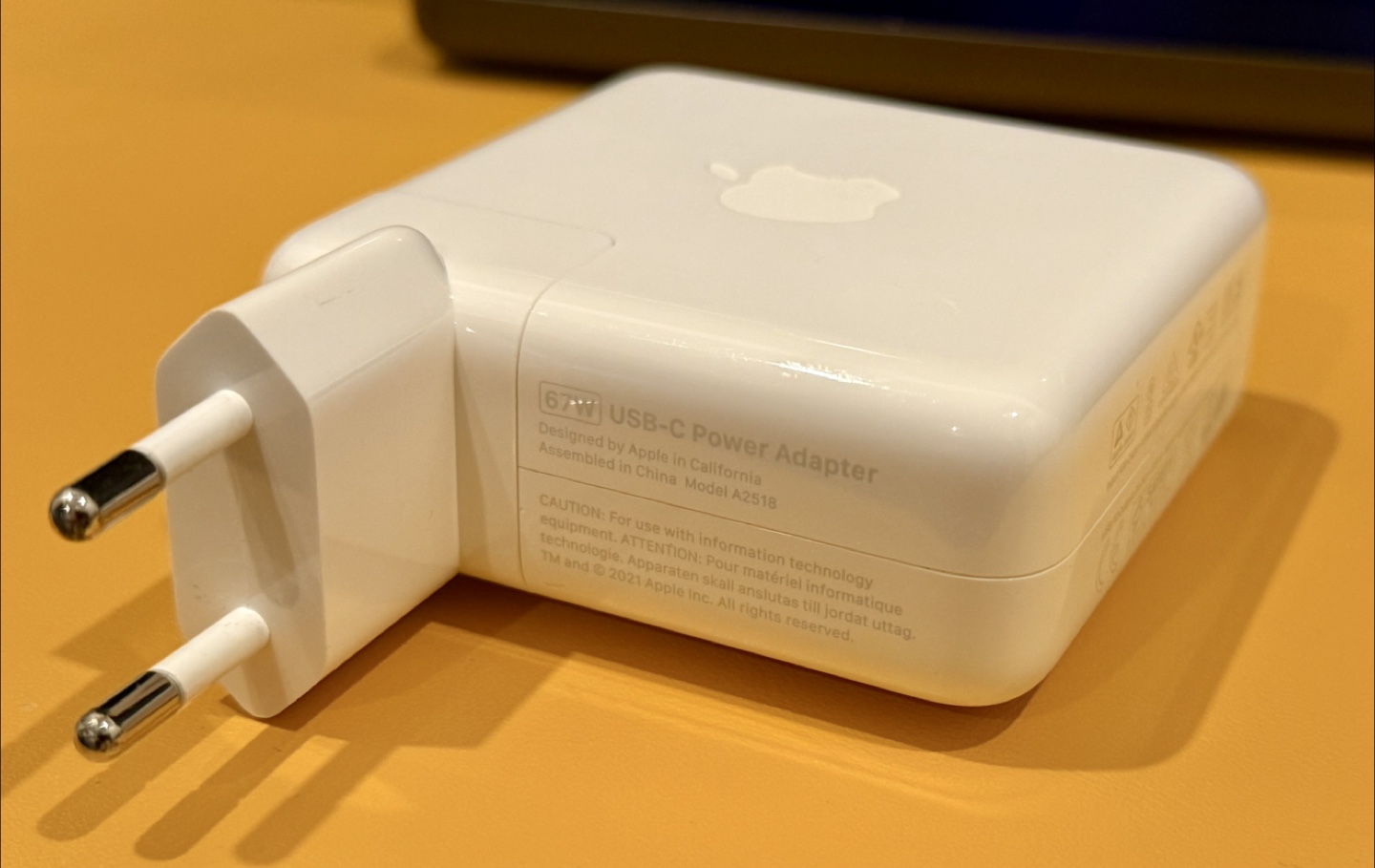 Apple 67W USB-C Power Adapter with EU Plug