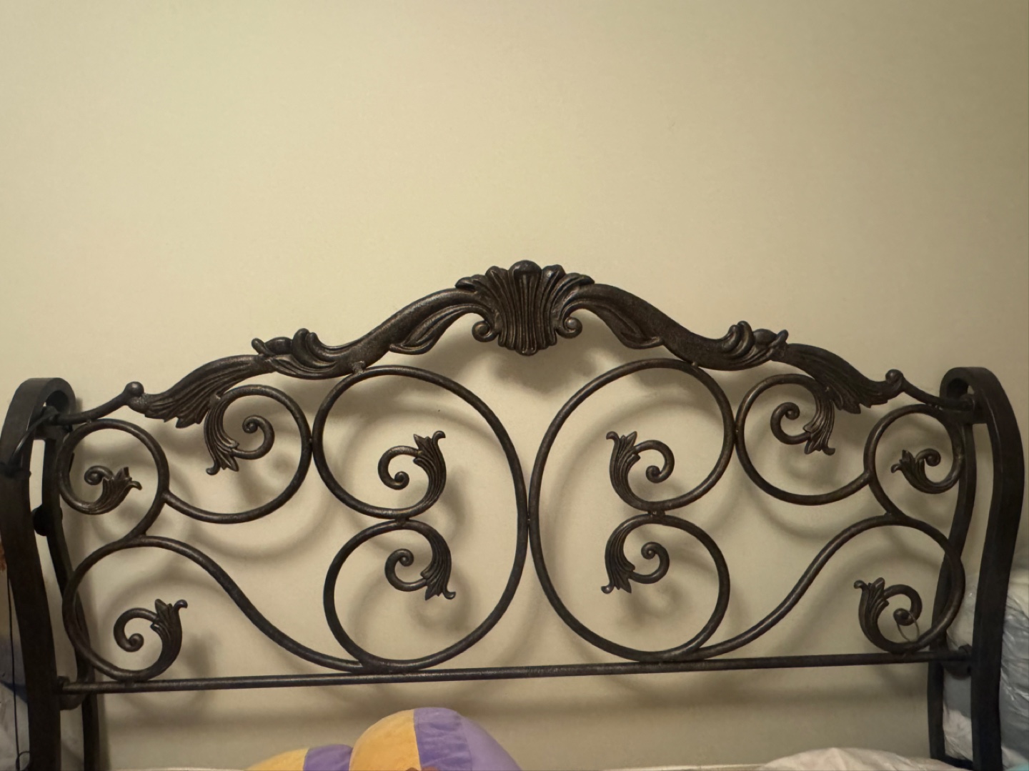 iron Metal bed frame Queen sized