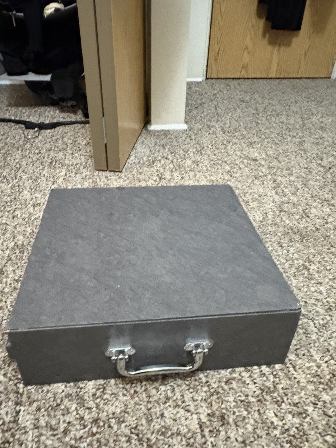 Large Artist's Drawing Set with Case - photo 3