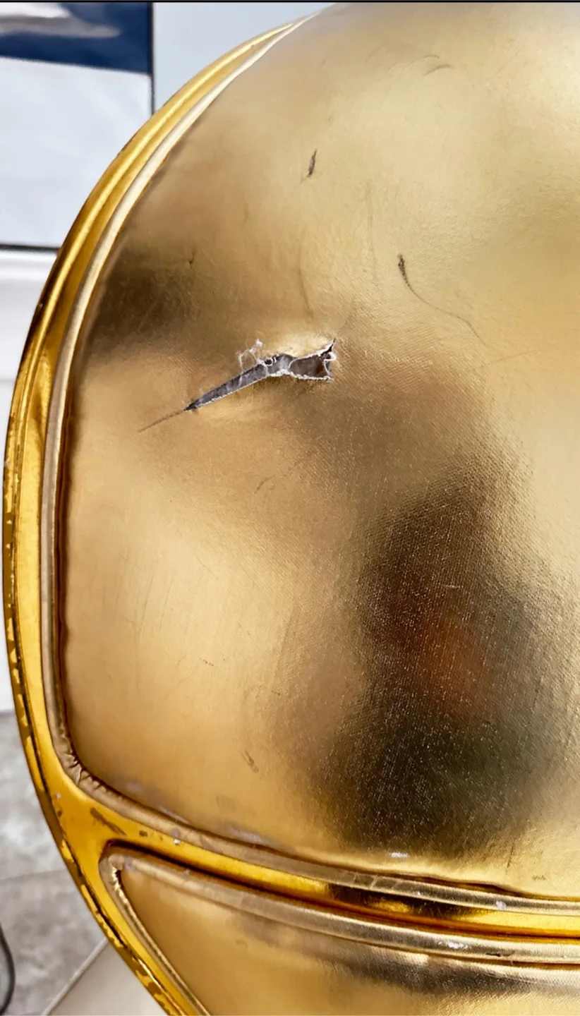 Gold Throne Chair image indicator(6)