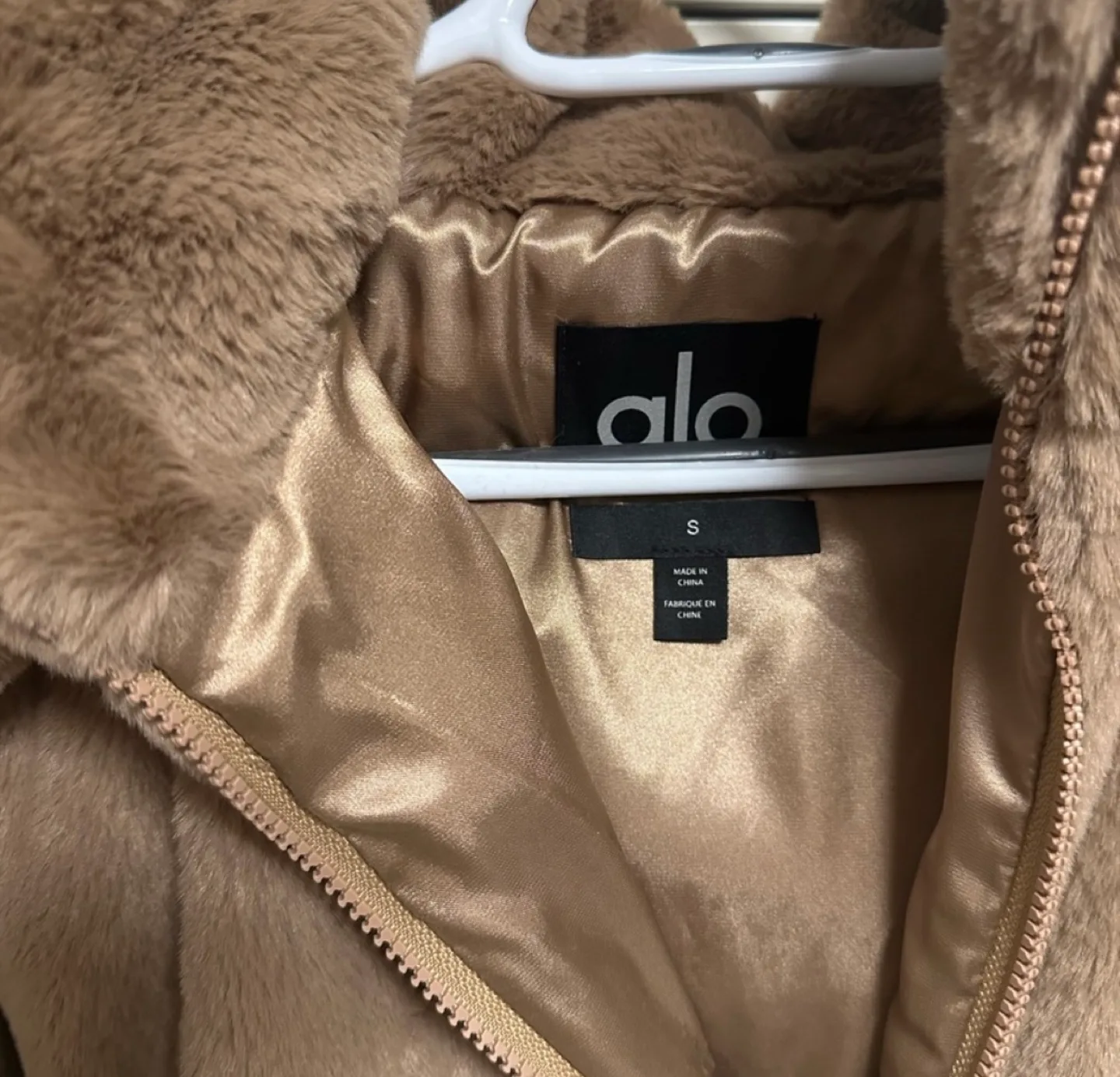 Alo Yoga Faux Fur Jacket - Size Small image indicator(2)