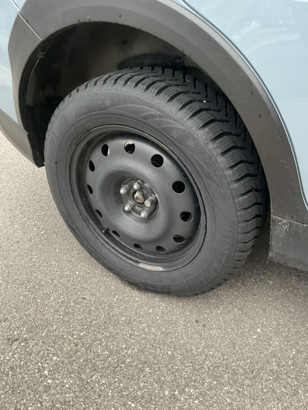 4 Winter Tires with 4 Steel Rims - 17 inches (bought Oct 2024)