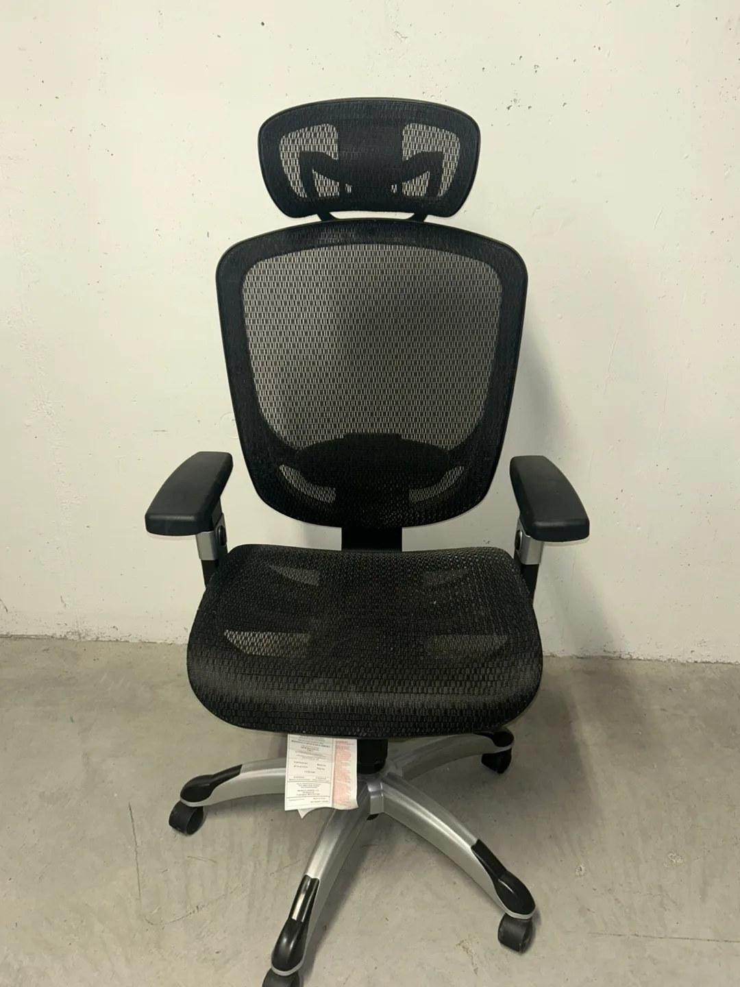 Ergonomic Mesh Office Chair with Headrest thumbnail