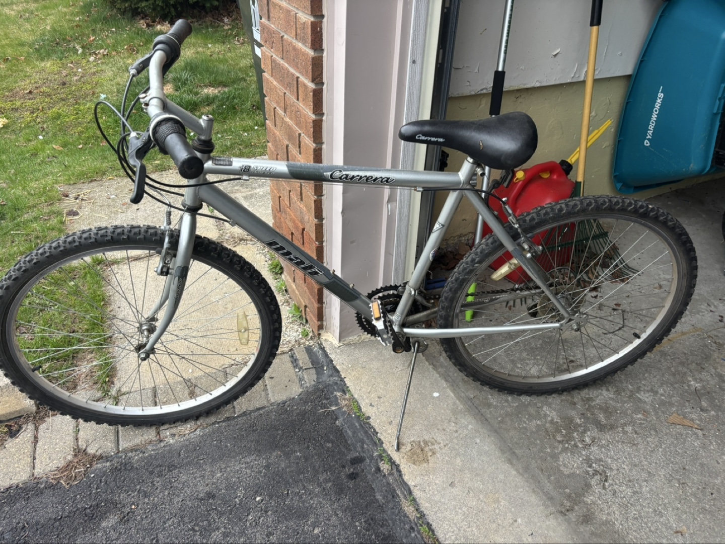 Carrera Mountain Bike 18 Speed