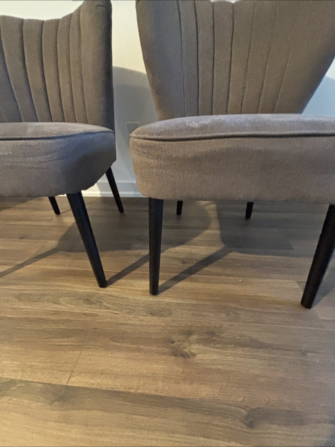 Pair of Grey Fabric Accent Chairs🧡 - photo 4