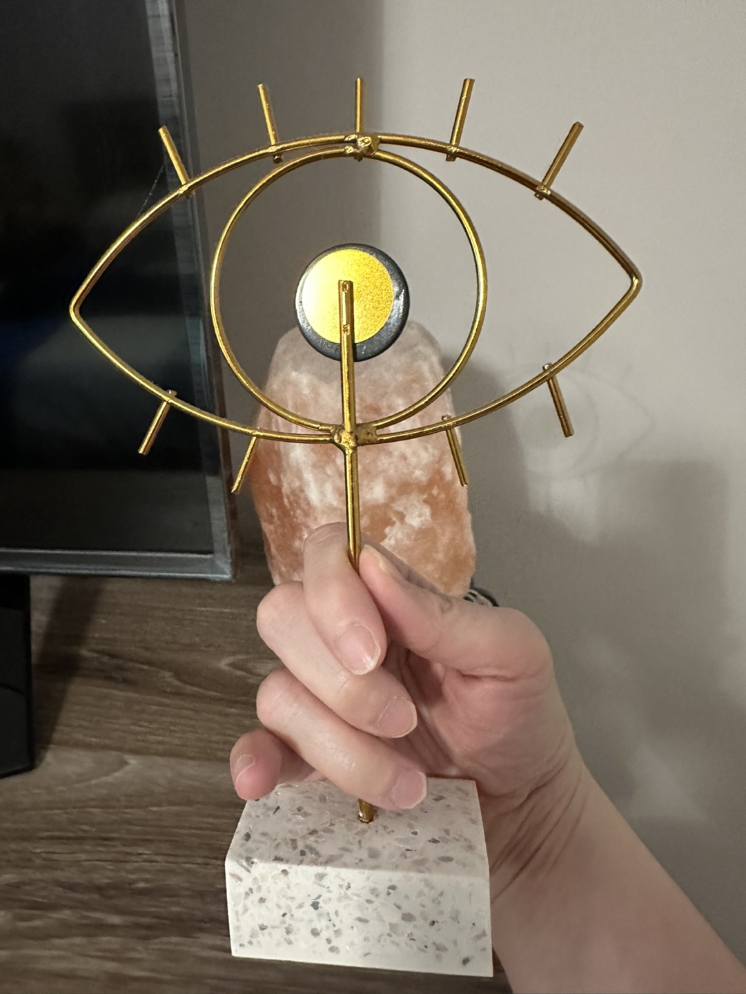 Gold Eye Decor Statue - photo 4