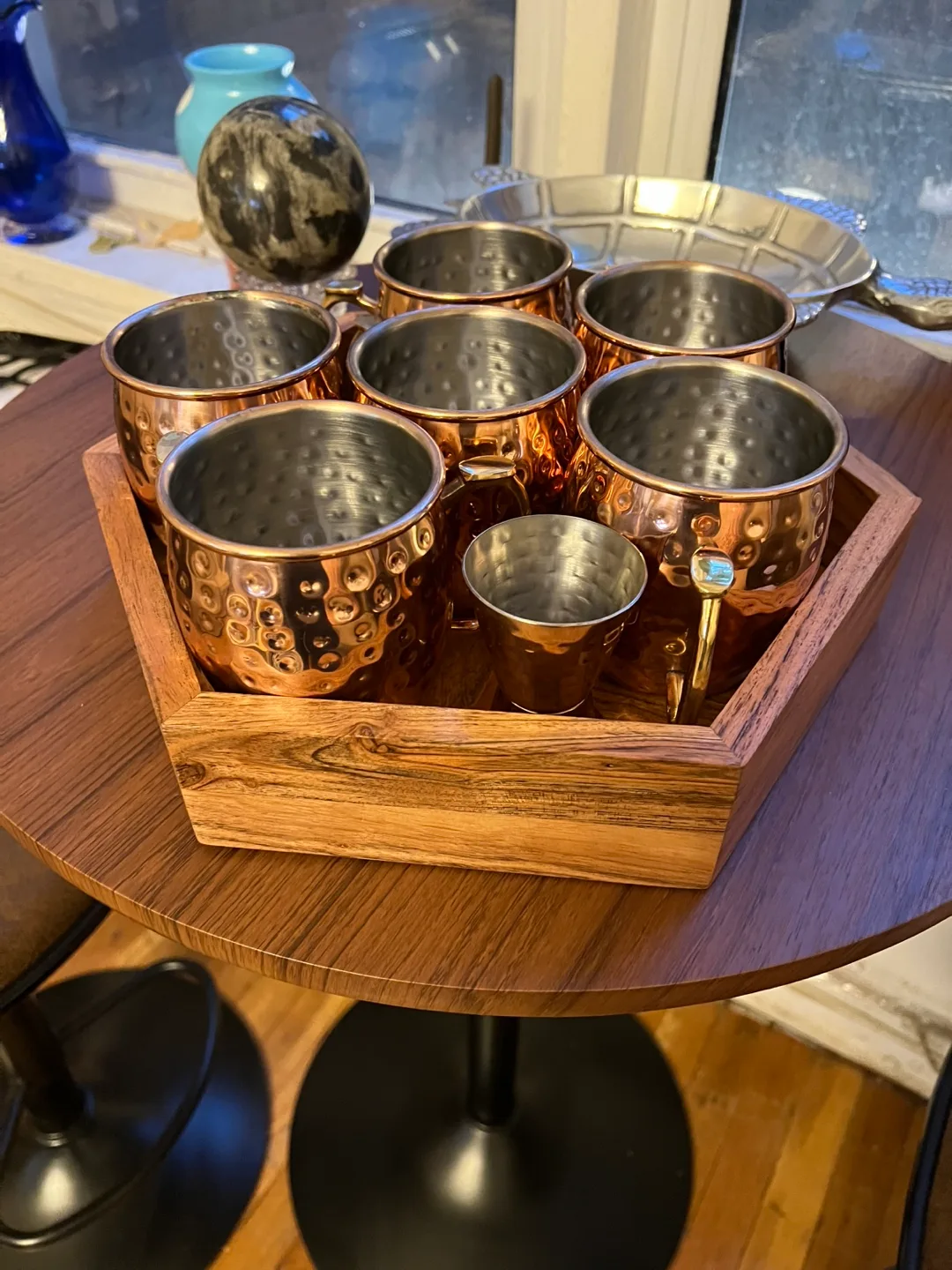 Copper Moscow Mule Mug Set with Wooden Tray image indicator(3)