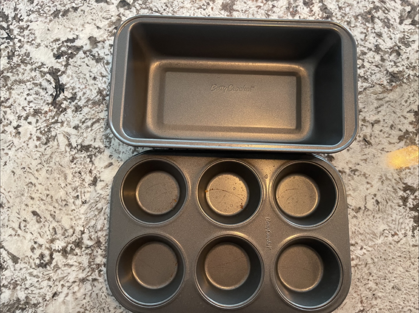 Betty Crocker Baking Pans - Loaf Pan & Muffin Tin - photo 2