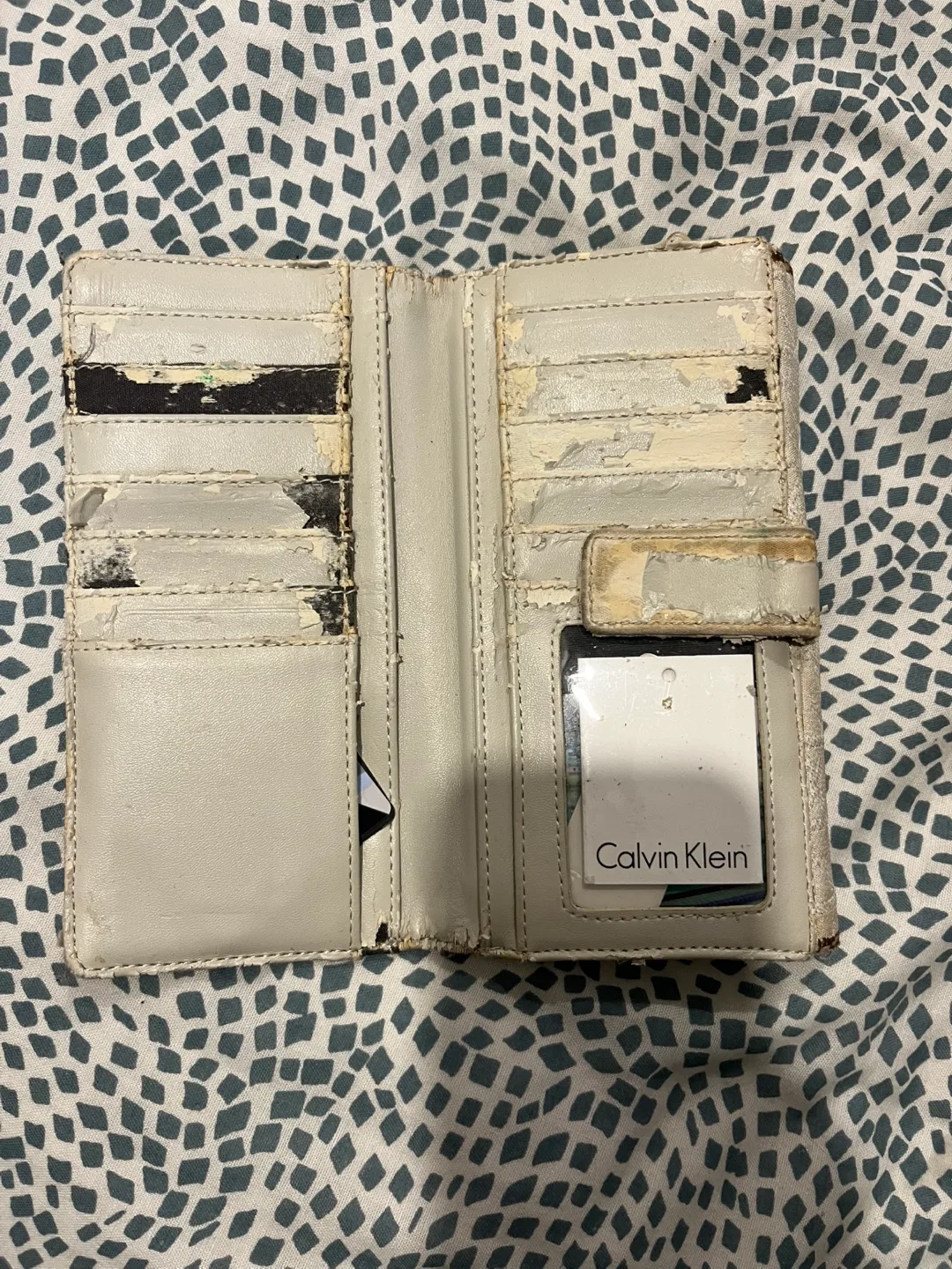 Clothing plus bags image indicator(10)