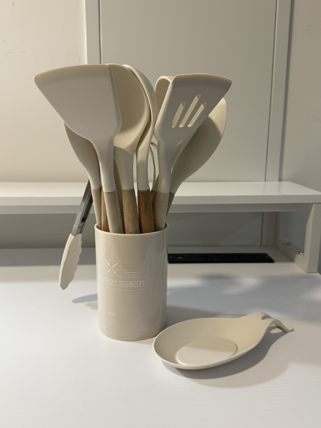 White Silicone Kitchen Utensil Set with Wooden Handles - photo 2