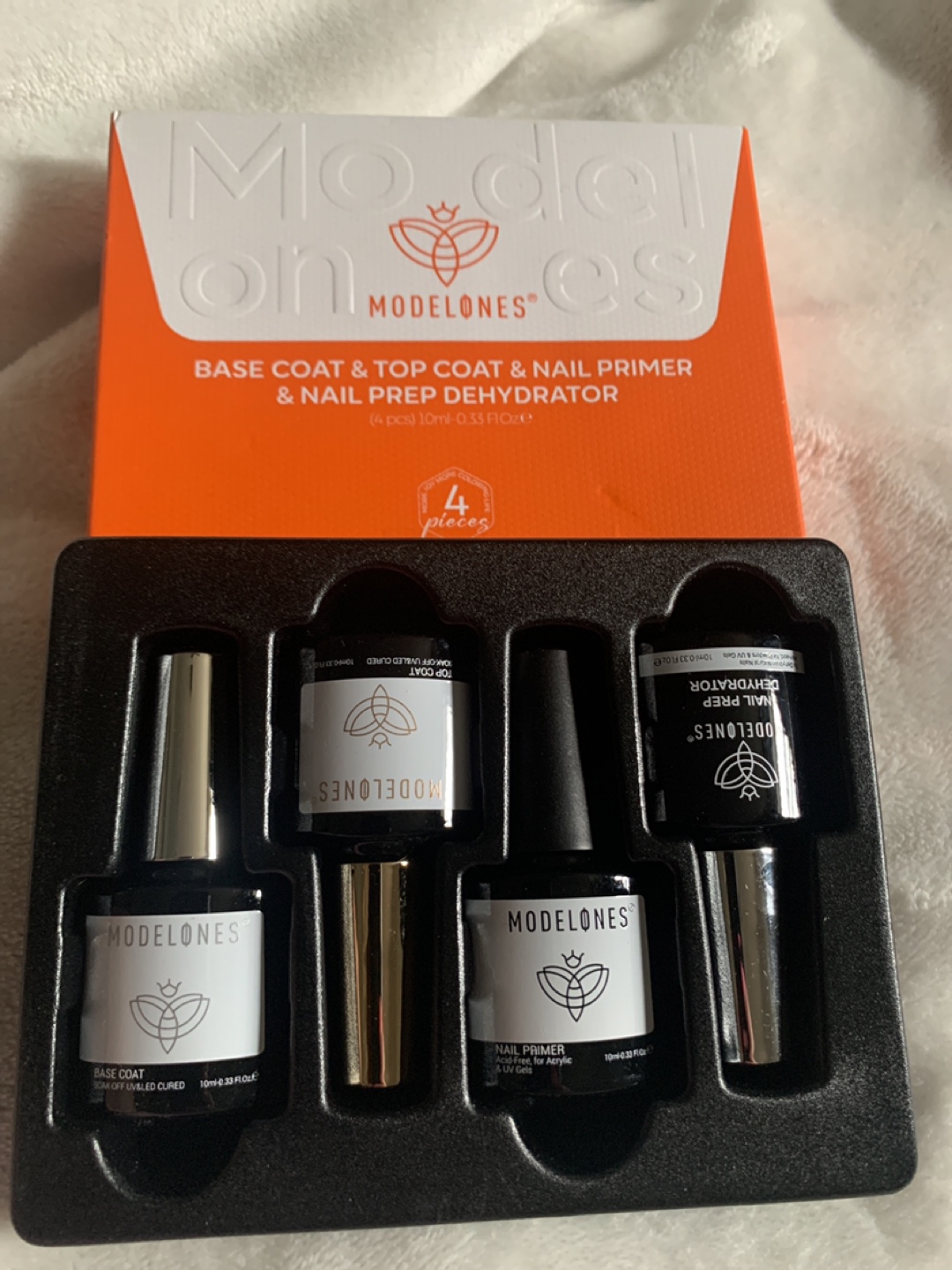 Modelones 4-Piece Nail Kit 💚