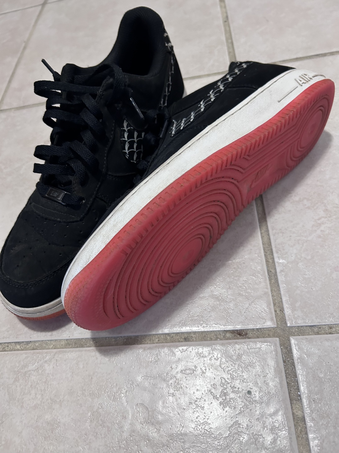 Nike Air Force 1 Low Black/Red