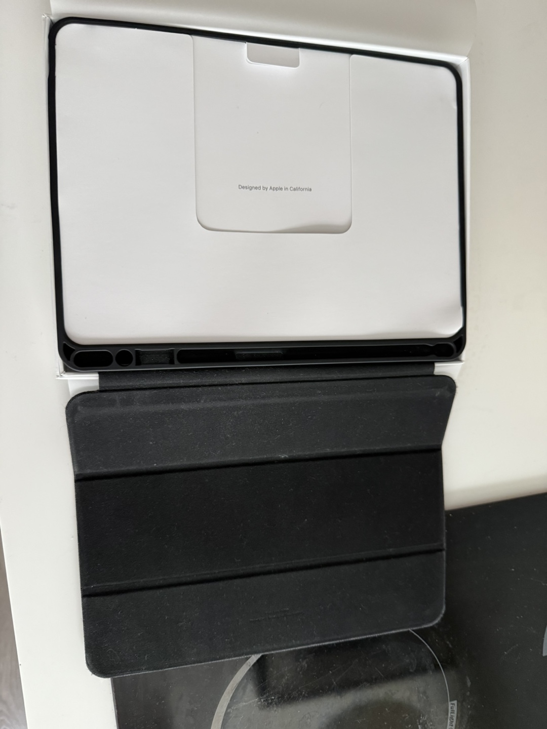 FREE Spigen iPad Air Case - Black - photo 2
