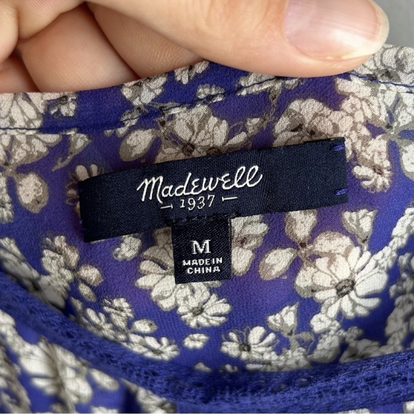 Madewell Floral Print Flowy Silk Camisole with Lace Trim Size M - photo 4