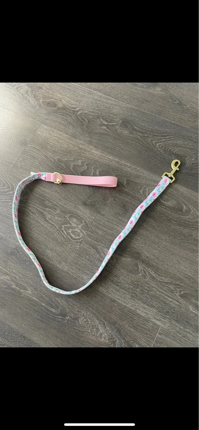 Top-Paw Dog Collar and Leash Set - Floral Print image indicator(6)